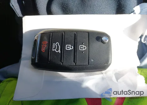 2020 Kia Sportage S z USA, uszkodzony, nr VIN KNDP6CAC6L7805794